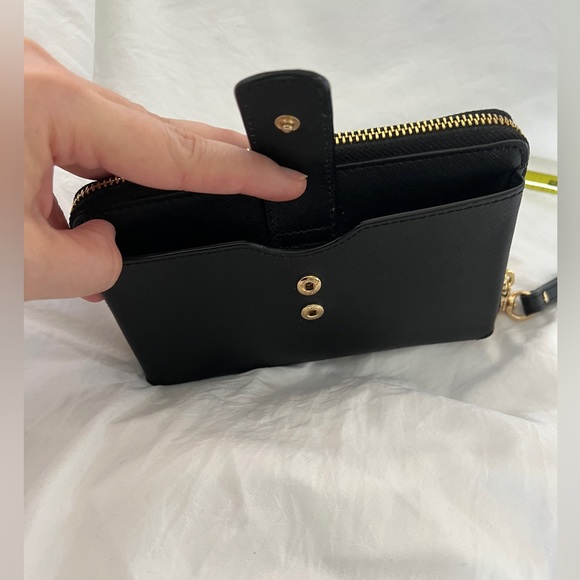 Michael Kors Wrist Wallet *Free Shipping* - Picture 12 of 12